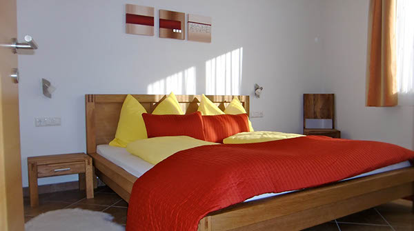 apart-patscheider-appartement-ried-schlafzimmer-04