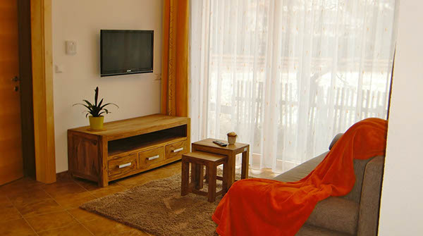 apart-patscheider-appartement-ried-wohnkueche-05b